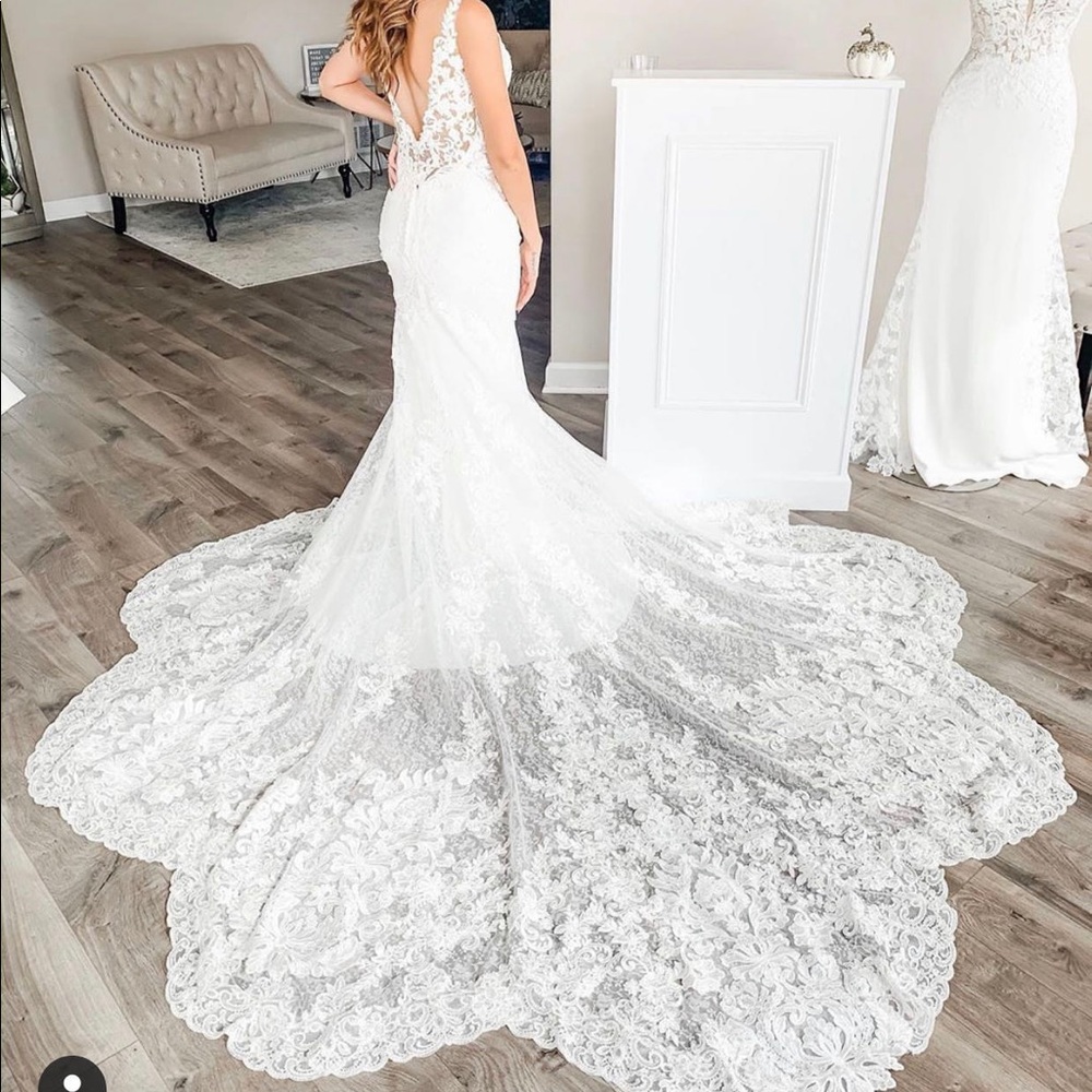 BRAND NWT Martina Liana 1078 Wedding Dress